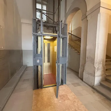 Maison Aurora